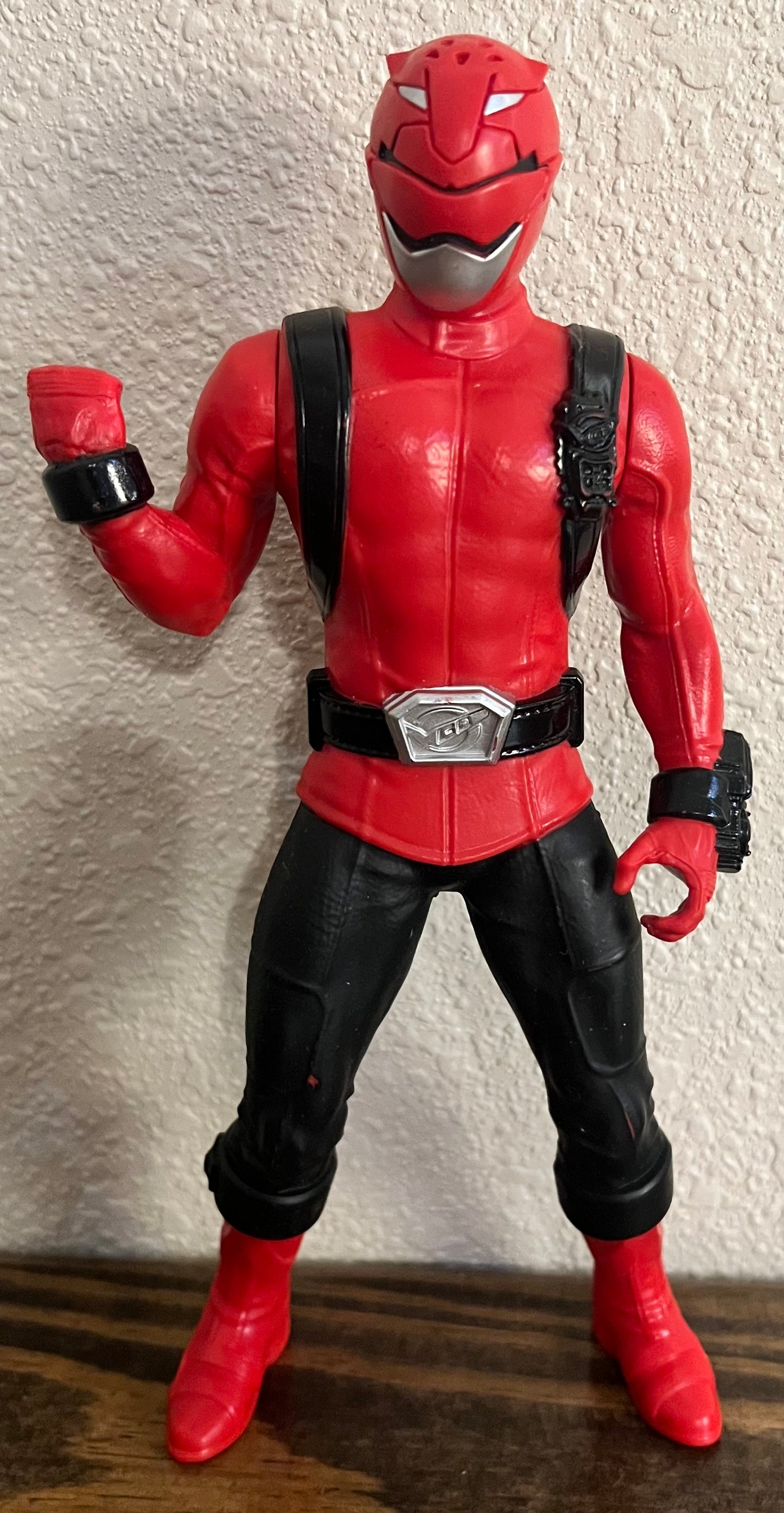 9" Power Rangers Beast Morphers Red Ranger