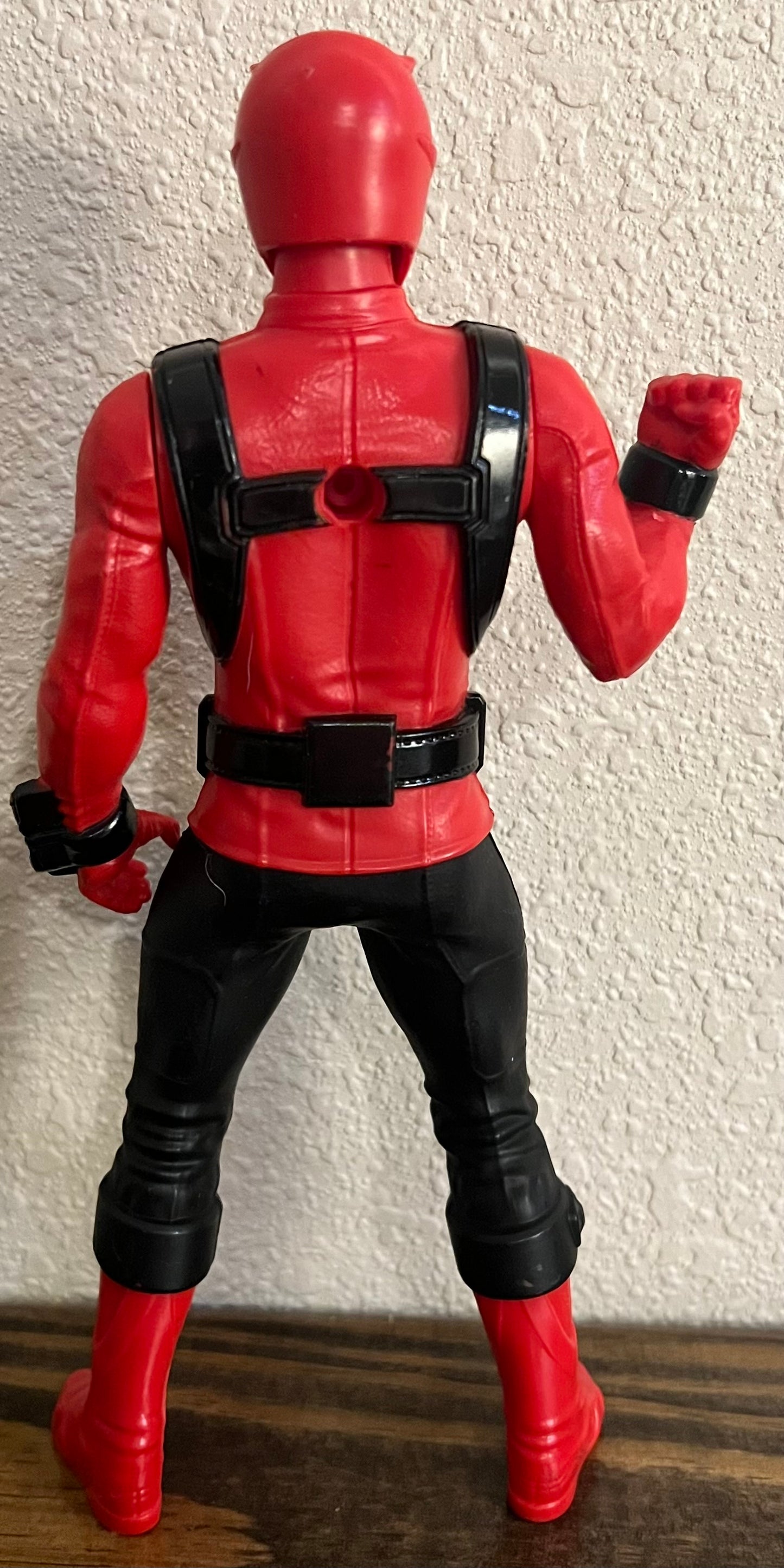 9" Power Rangers Beast Morphers Red Ranger