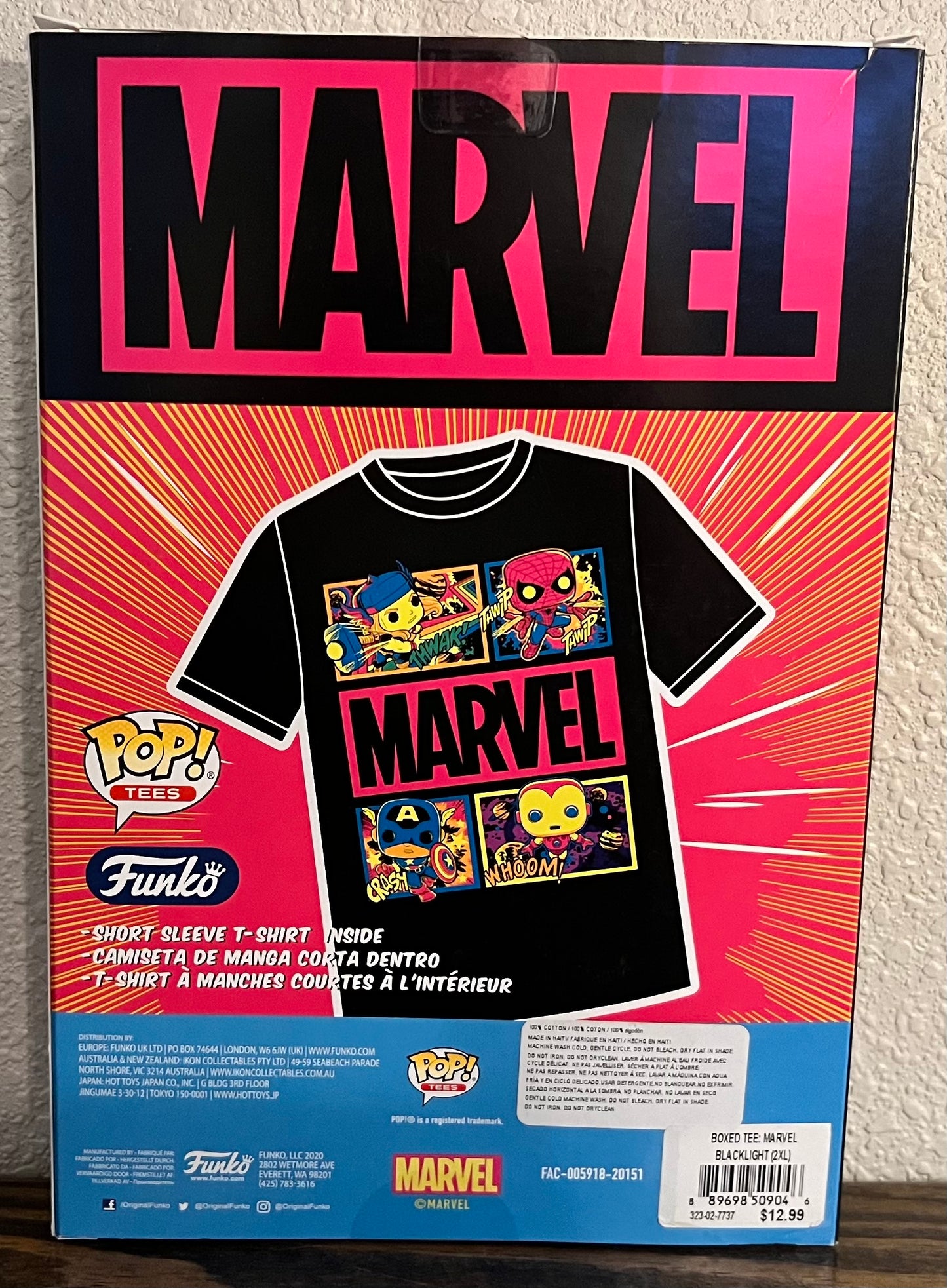 Funko Pop Tees Limited Edition Tee Marvel Blacklight 2XL