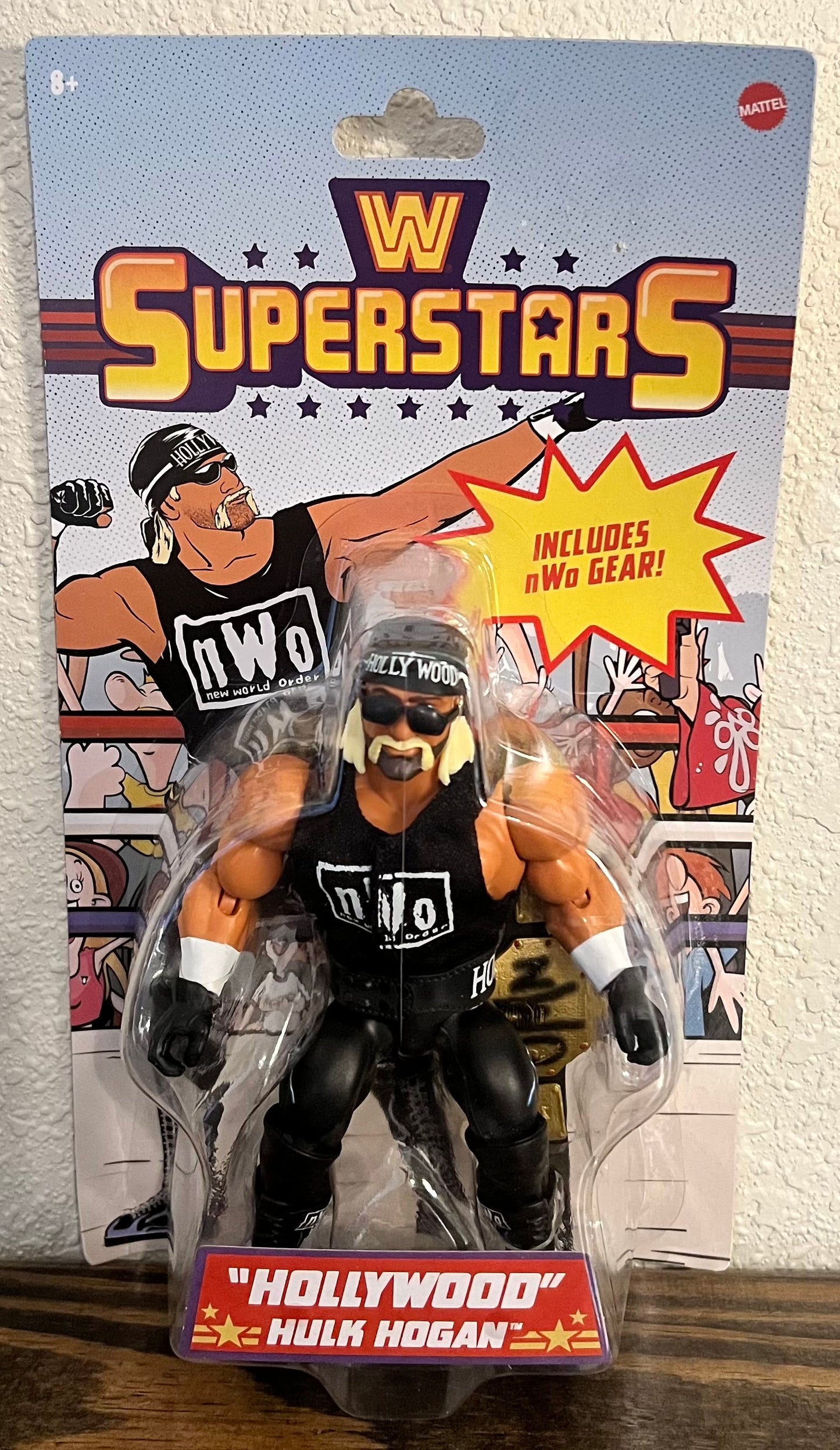 WWE Superstars Hollywood Hulk Hogan Action Figure Series 1