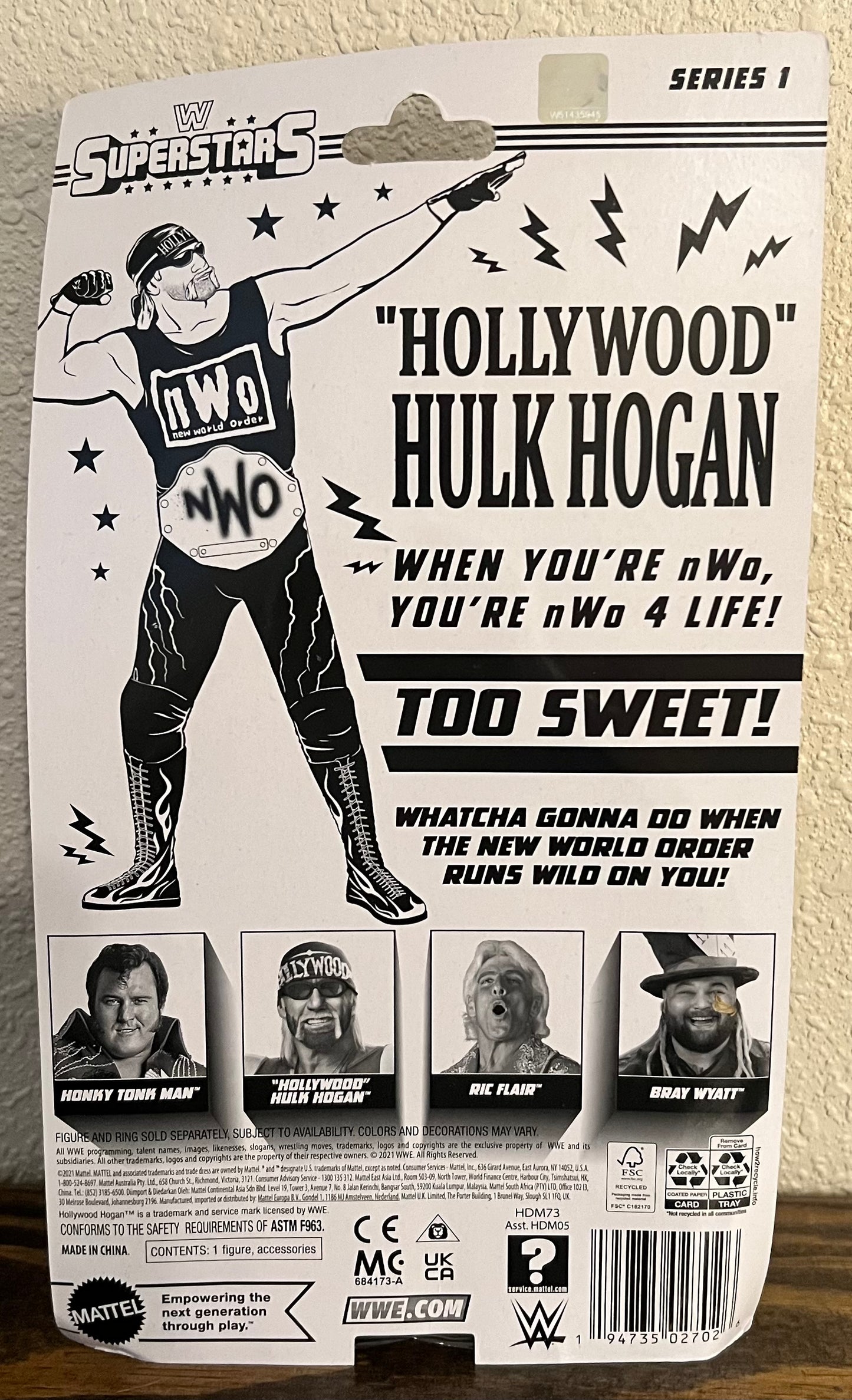 WWE Superstars Hollywood Hulk Hogan Action Figure Series 1