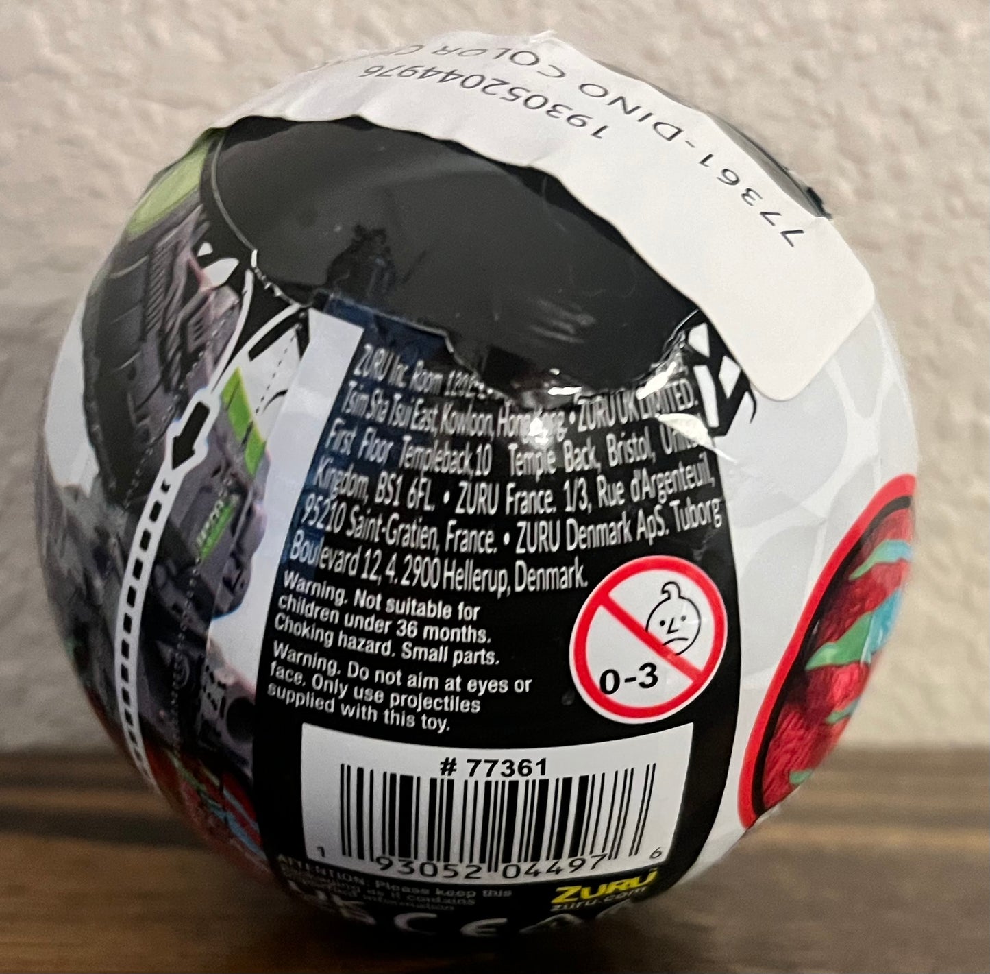 Zuru 5 Suprise Dino Strike Color Change Ball