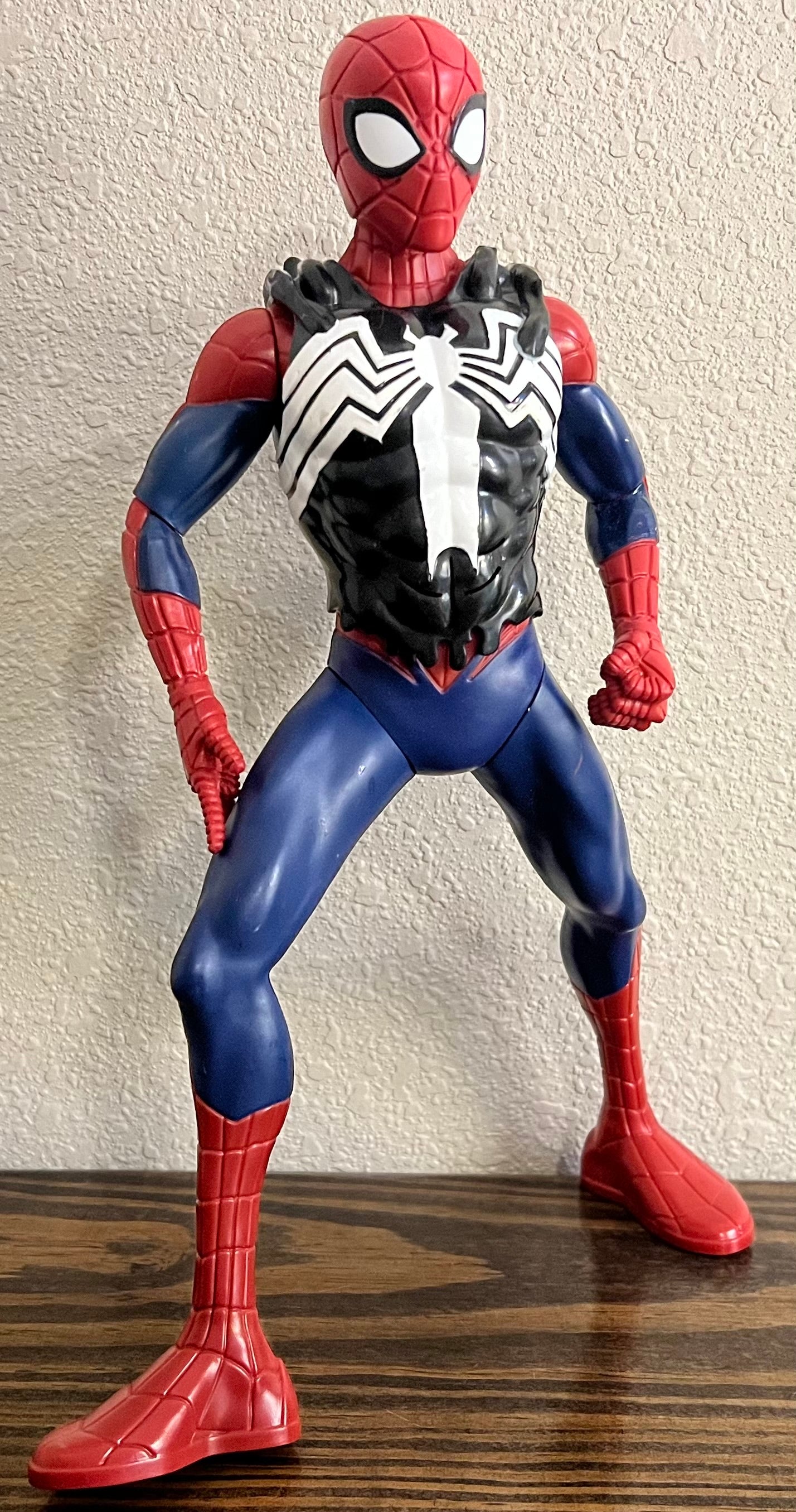 13' Electronic Spider-Man Maximum Venom Venomized Action Figure