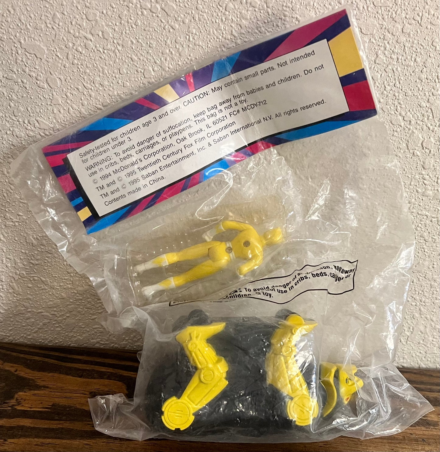 Vintage 1995 Mcdonald's Power Rangers Yellow Ranger Action Figure W/Bear Ninjazord