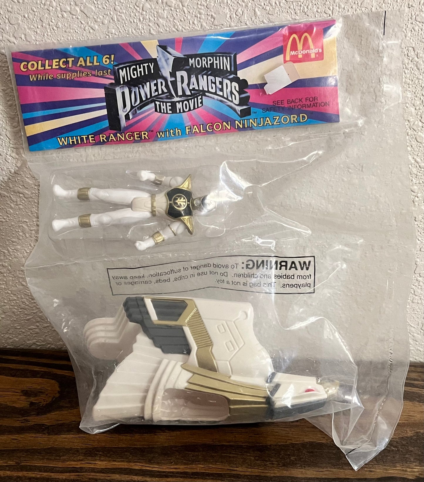 Vintage 1995 Mcdonald's Mighty Morphin Power Rangers White Ranger w/ Falcon Ninjazord