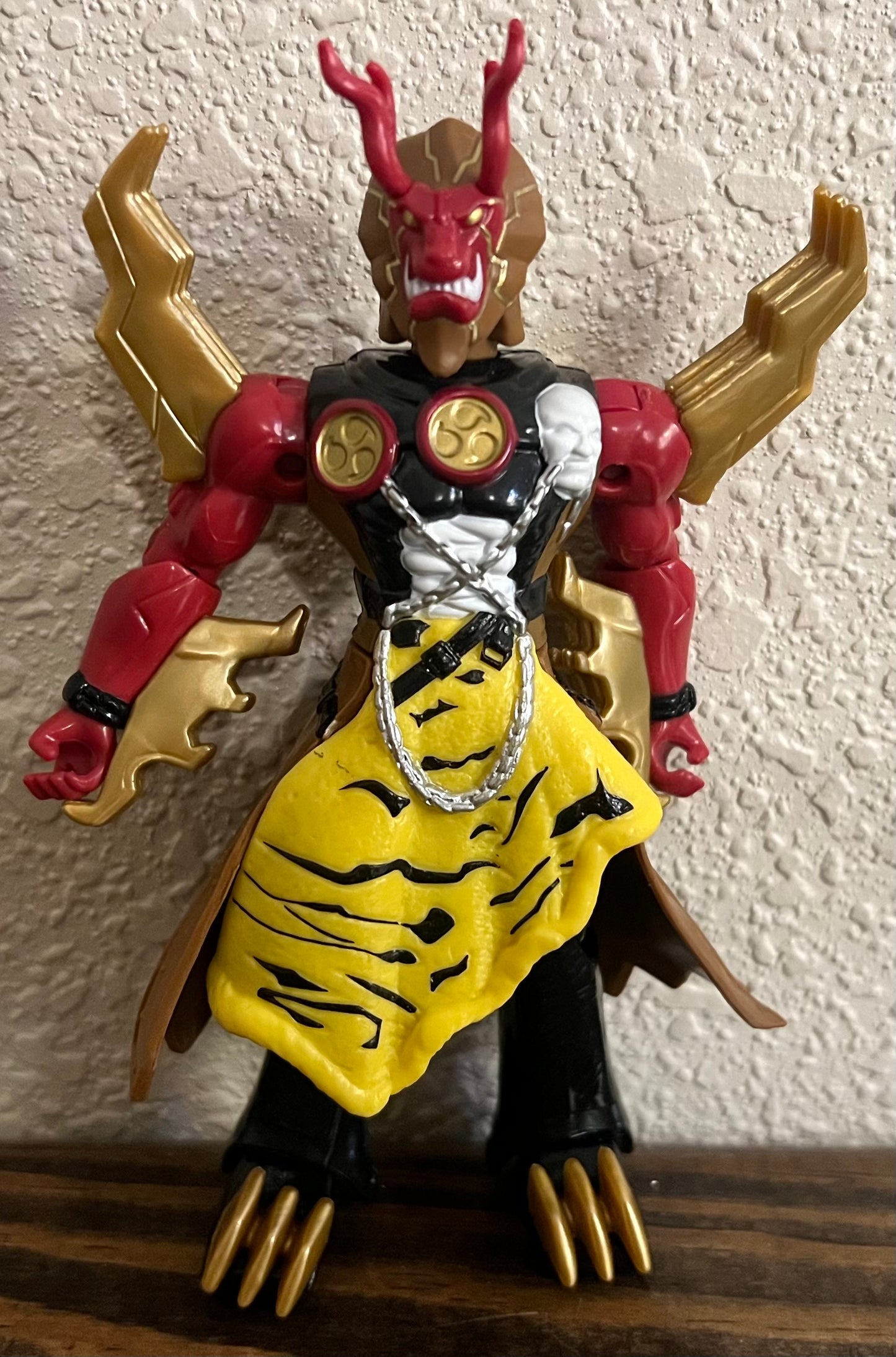 Power Rangers Dino Charge Villain Fury Action Figure 5.5"