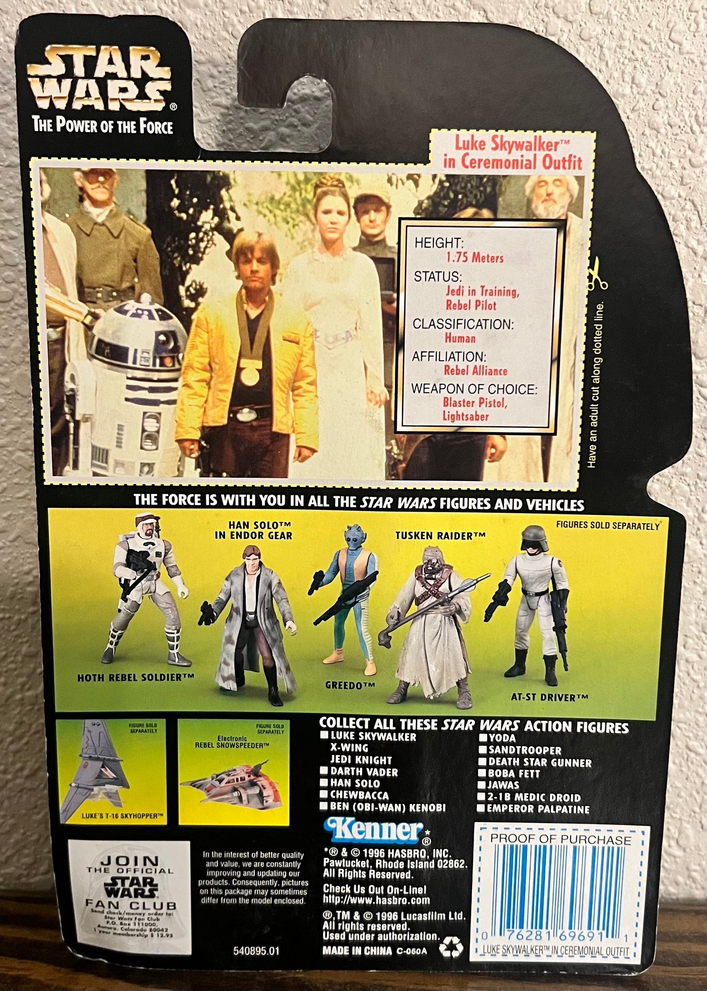 Star Wars Power of the Force Luke Skywalker in Ceremonial Outfit Action Figure