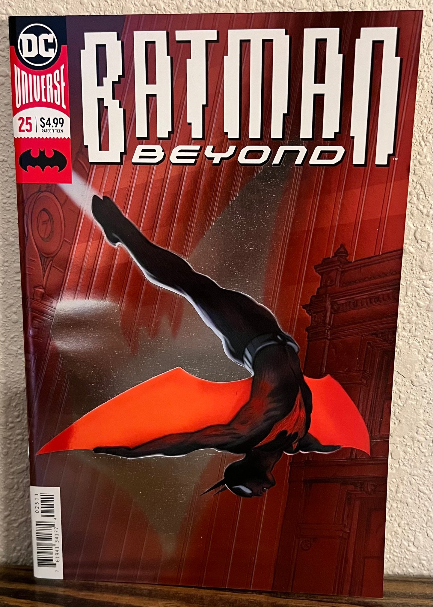Batman Beyond #25 Foil Edition 1st Elainna Grayson