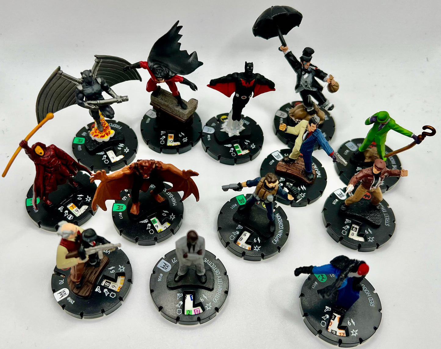 DC Heroclix Arkham Asylum Set Of 13 Figures W/Cards