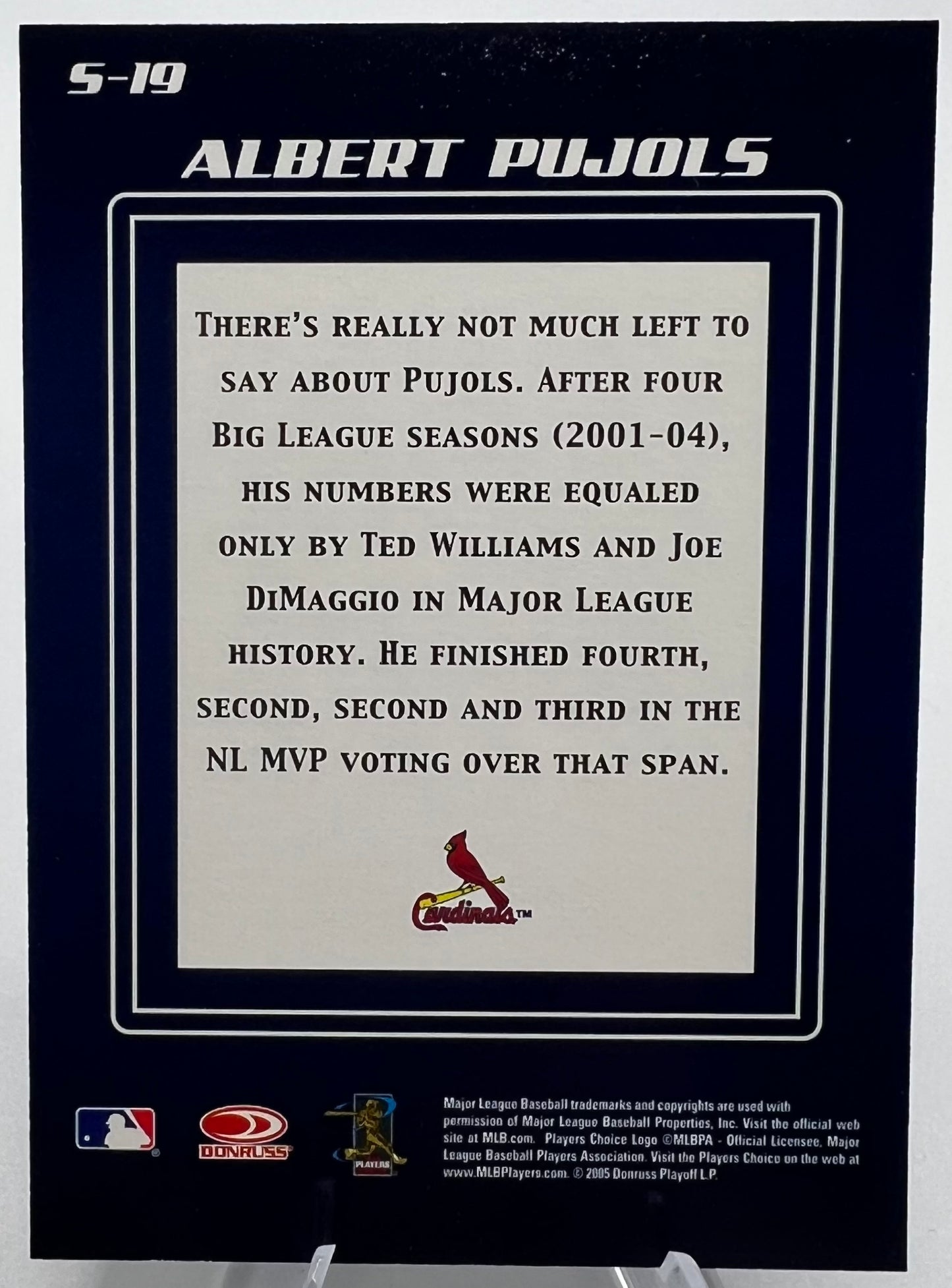 2005 Zenith Albert Pujols SPELLBOUND Baseball Card