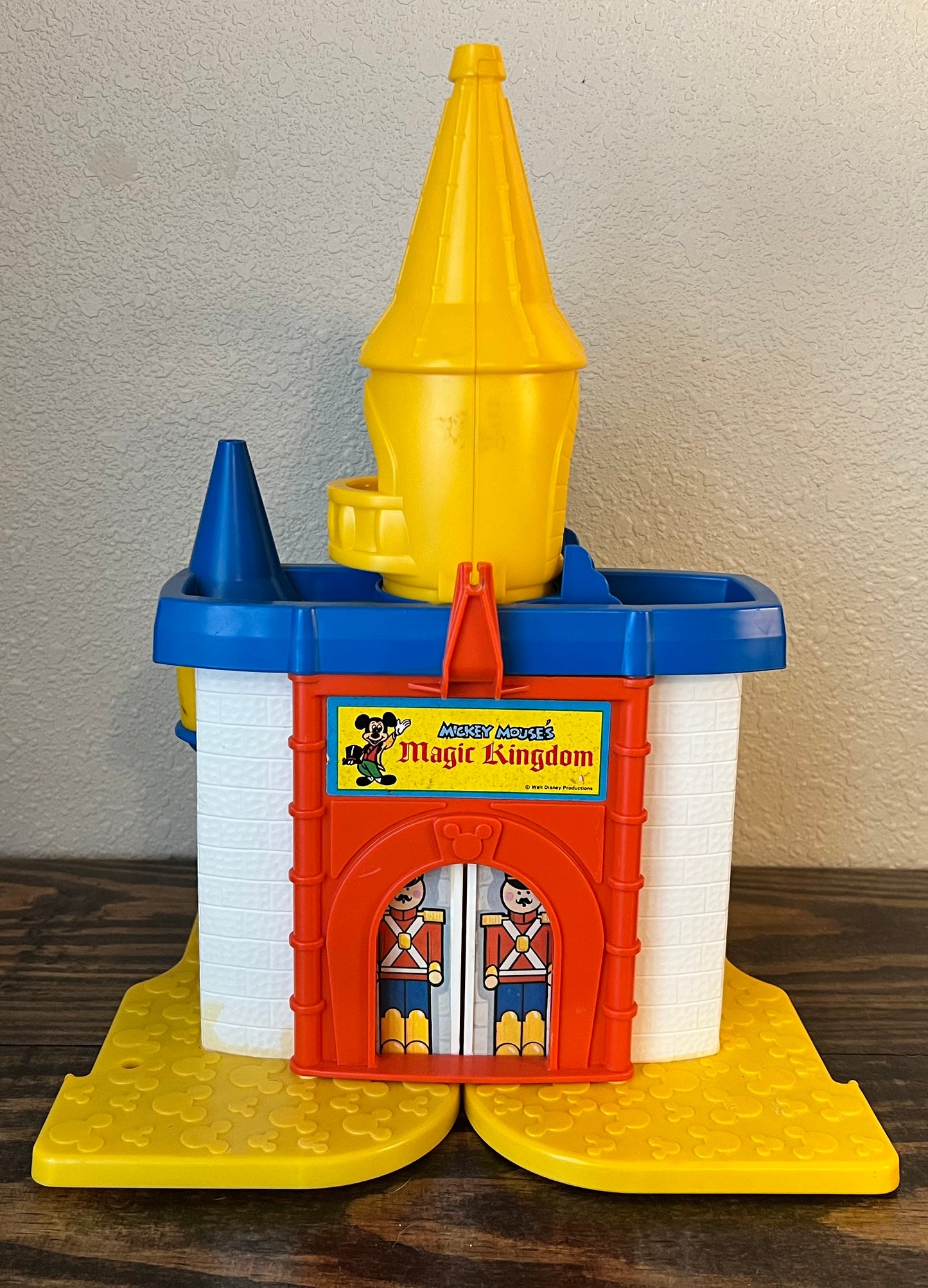 Vintage 1977 Hasbro Mickey Mouse's Magic Kingdom Weebles Castle