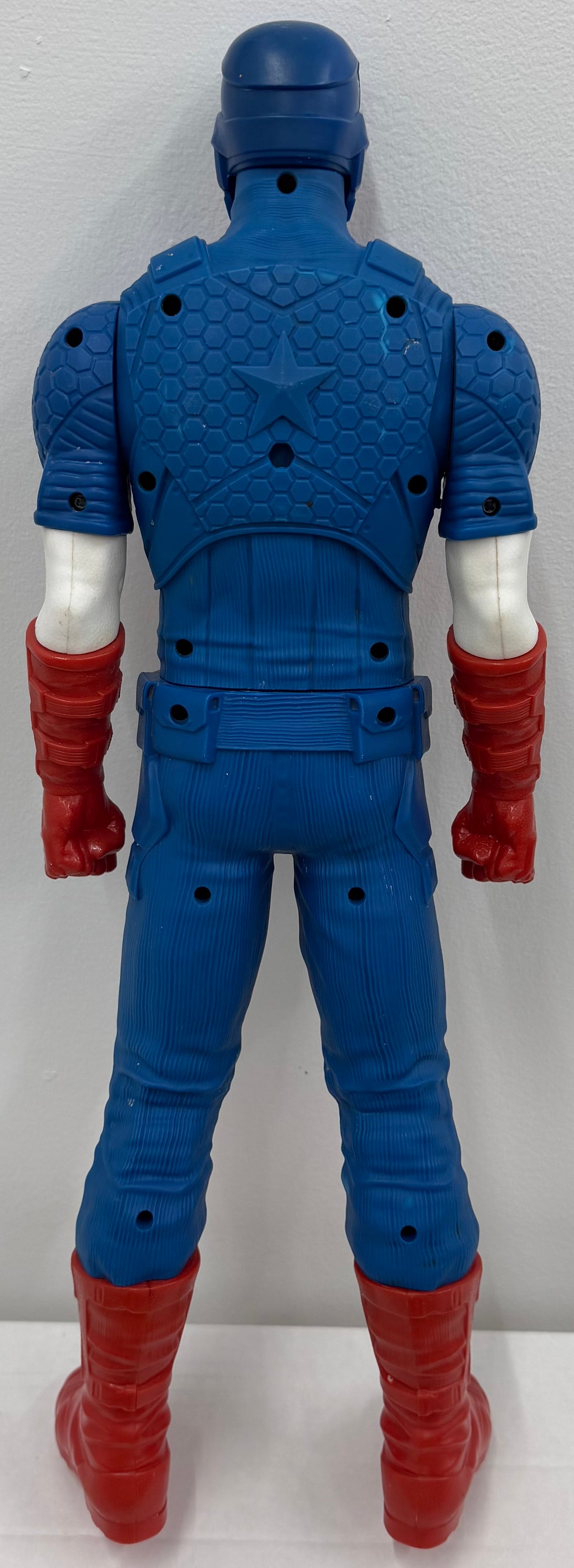 20-Inch Marvel Captain America Titan Hero Series Action Figure