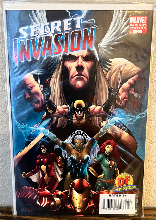 Secret Invasion Comic #2 w/COA