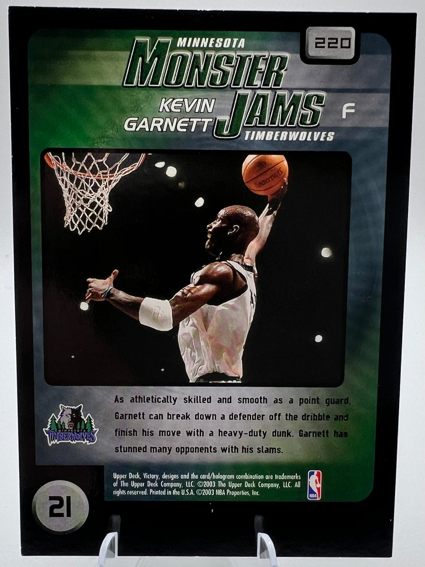 03-04 Upper Deck Victory Monster Jams Kevin Garnett #220 BasketBall Card