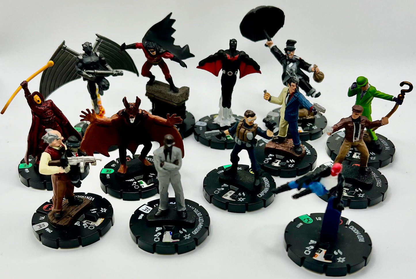 DC Heroclix Arkham Asylum Set Of 13 Figures W/Cards