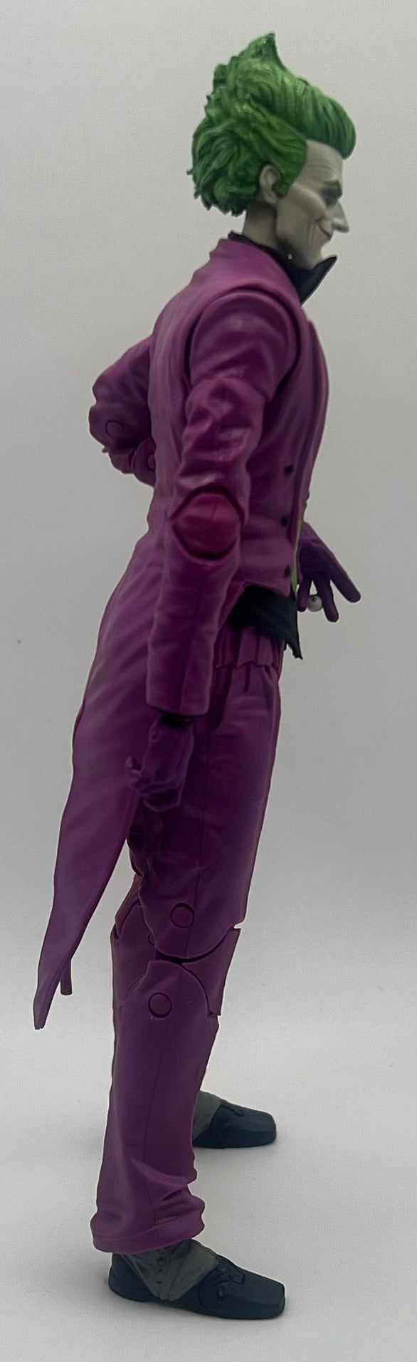 McFarlane DC Multiverse The Joker Infinite Frontier 8" Action Figure