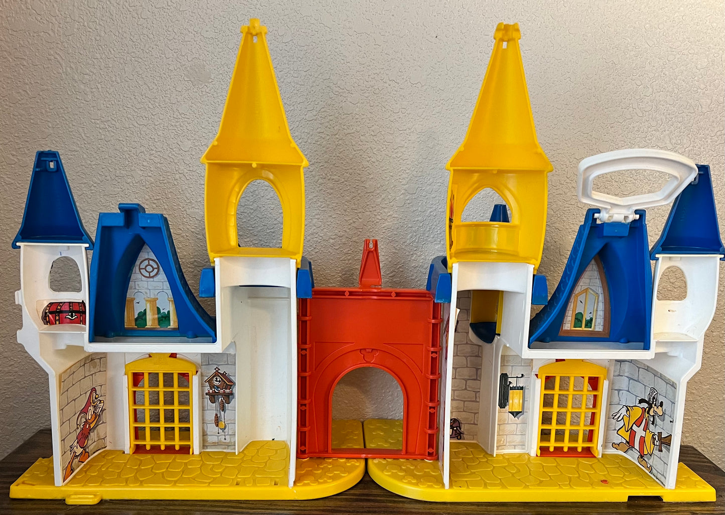 Vintage 1977 Hasbro Mickey Mouse's Magic Kingdom Weebles Castle