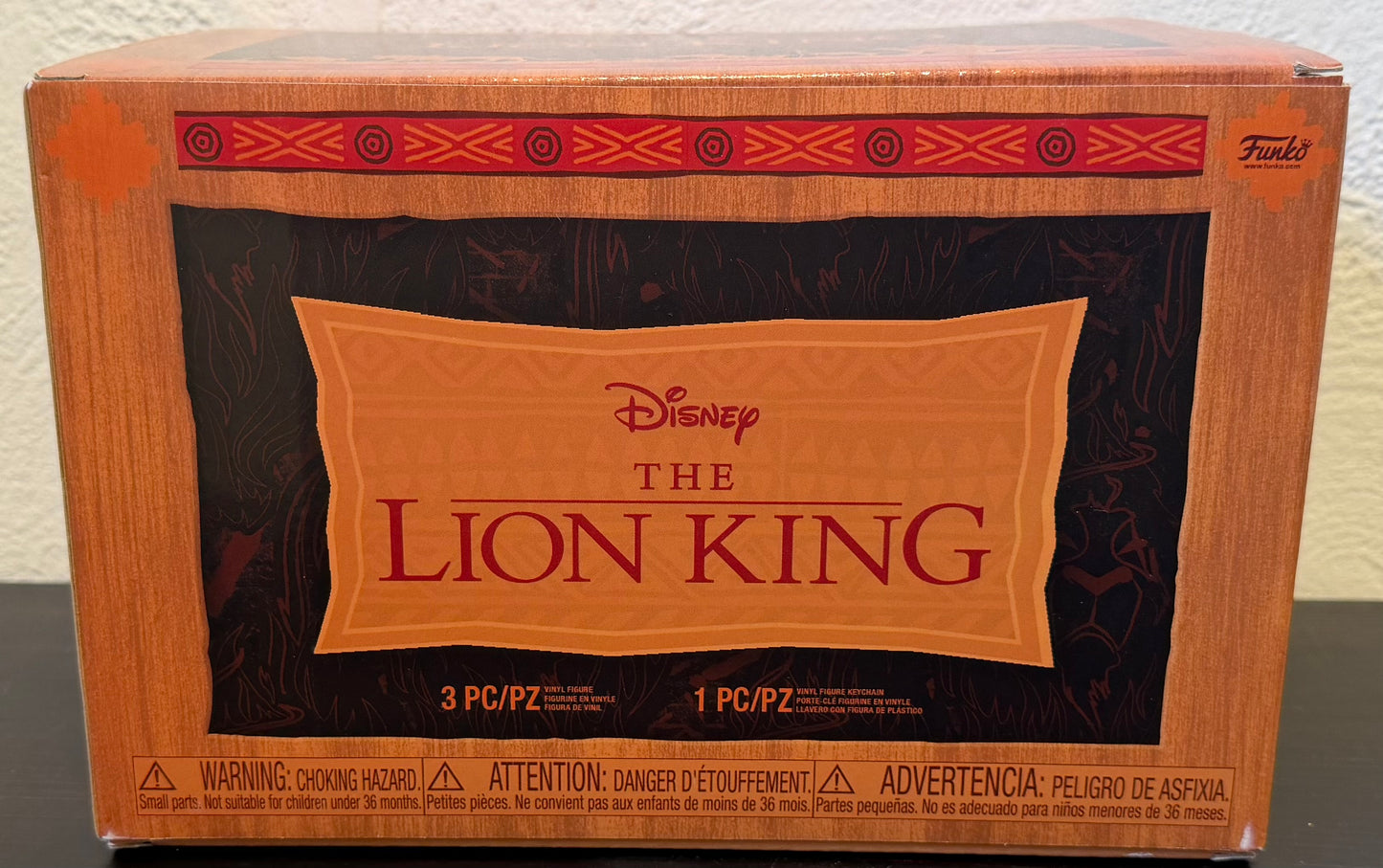 Funko Pop Disney The Lion King Hot Topic Exclusive Deluxe Box Scar with Green Flames #544