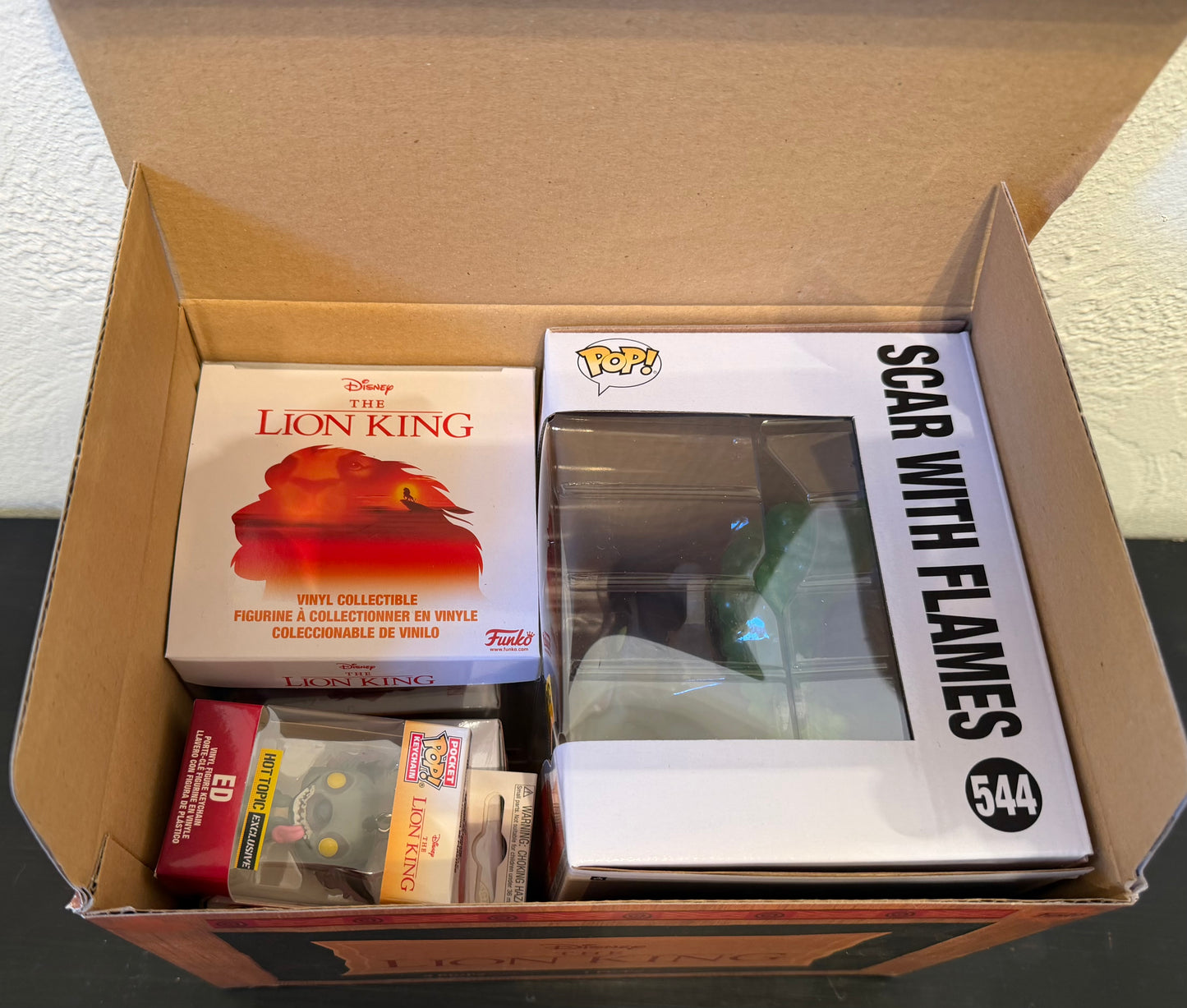 Funko Pop Disney The Lion King Hot Topic Exclusive Deluxe Box Scar with Green Flames #544