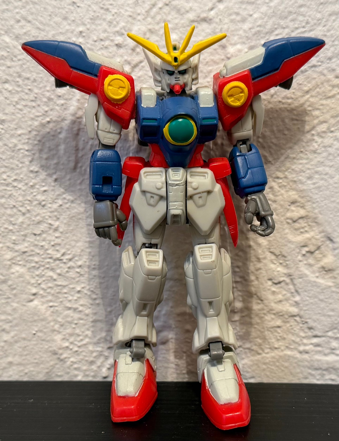 Wing Gundam Deluxe Mobile Suite 2000 Bandai Action Figure